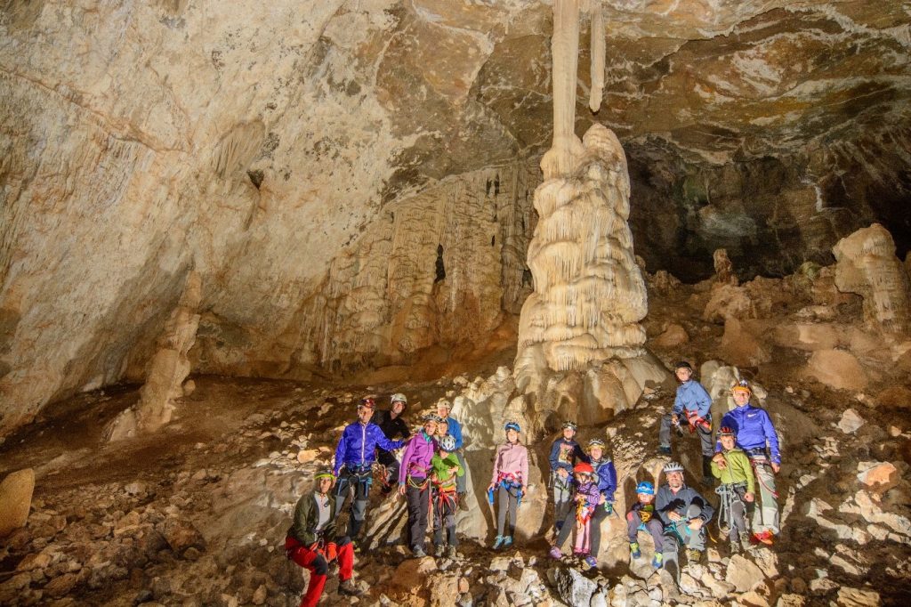 Foto del interior de la cueva